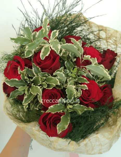 Bouquet di rose rosse a gambo corto