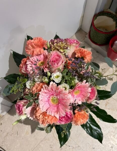 Bouquet con gerbere, rose, garofani e statice
